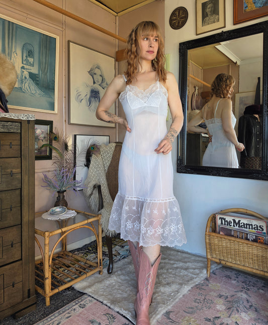 Vintage 1960s Mimosa Lingerie Romantic Coquette Cream Floral Lace Nightie - 8-10