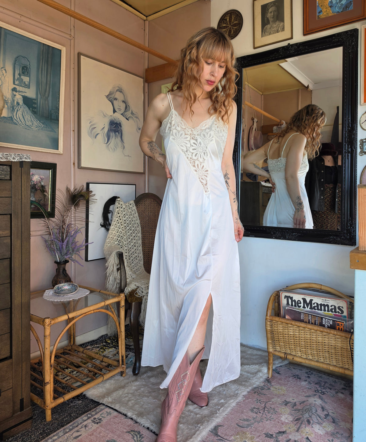 Vintage circa 1980s Dreamy Cream Lace Nightie - size 10-12