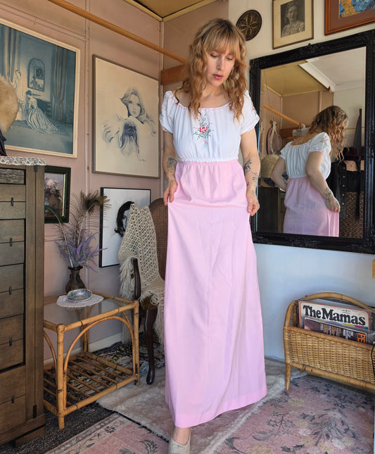 Vintage circa 1970s Jaki Marshmellow Floral Romantic Cottagecore Maxi Dress - size 8-10