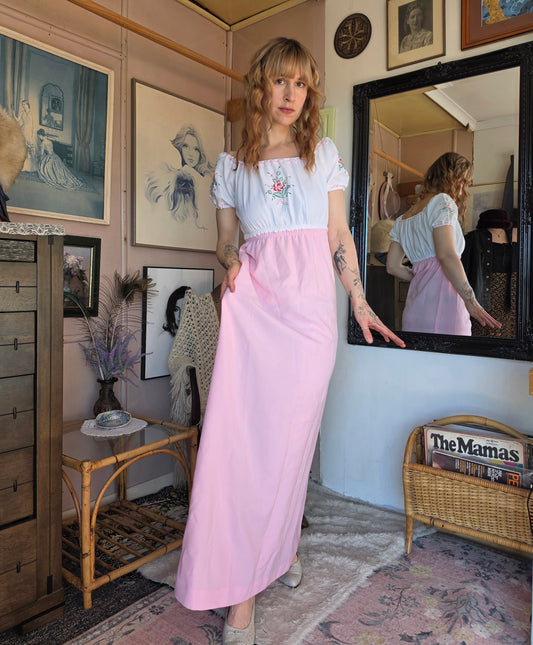 Vintage circa 1970s Jaki Marshmellow Floral Romantic Cottagecore Maxi Dress - size 8-10