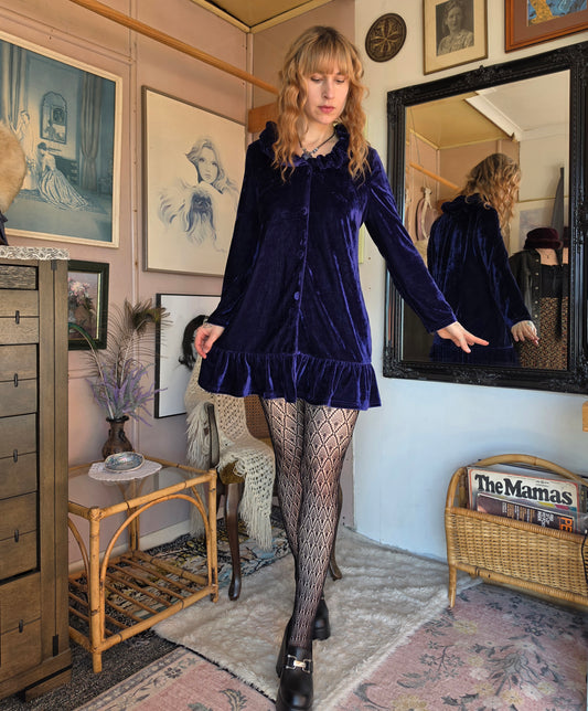 Vintage circa Y2K La Strada Blueberry Velvet Long Sleeve Ruffle Mini Dress - size 8-12
