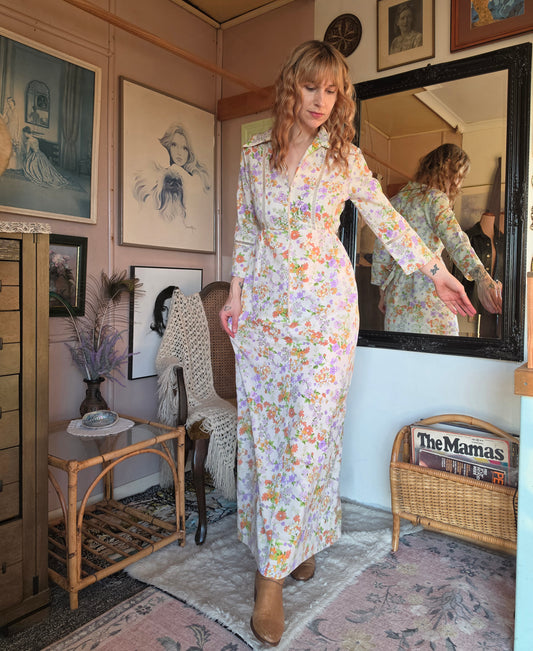 Vintage circa 1970s Springtime Floral Maxi Dress with Panel Inserts - size 8-10