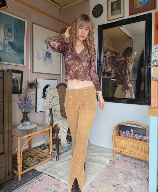 Vintage Y2K Just Jeans Paisley Print Floral Crop Top with Bell Sleeves - size 8