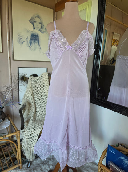 Vintage 1960s Dawn Garments Dreamy Lilac Lingerie Set - size 6-8