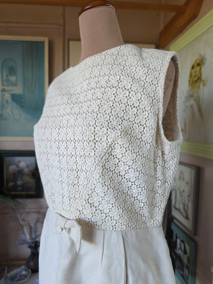 Vintage 1960s Southwell Cream Babydoll Crochet Mini Dress - size 8