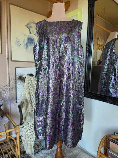 Vintage circa 1970s Electric Purple and Silver Metallic Sleeveless Dress - size 16-18