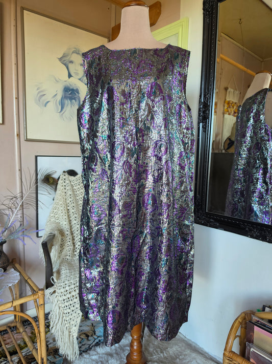 Vintage circa 1970s Electric Purple and Silver Metallic Sleeveless Dress - size 16-18