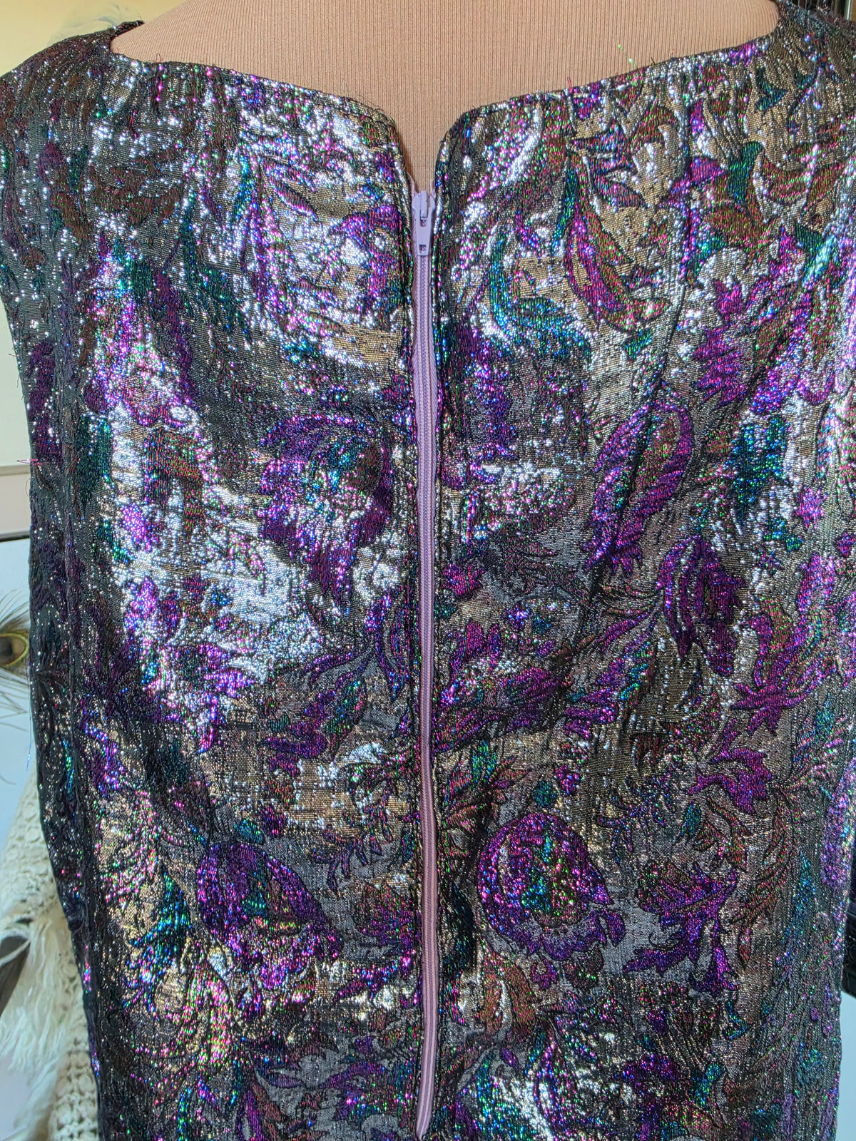 Vintage circa 1970s Electric Purple and Silver Metallic Sleeveless Dress - size 16-18