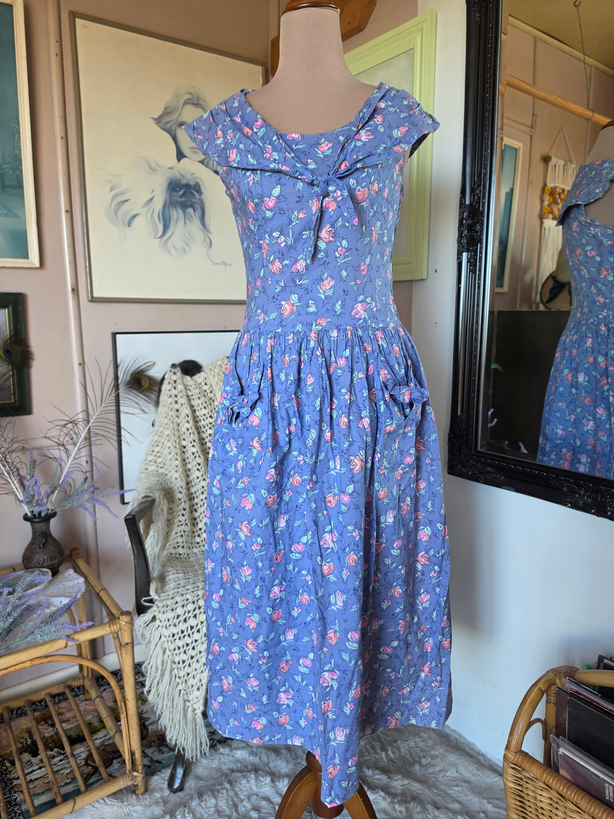 Vintage circa 1980s Laura Ashley Dusky Blue and Blush Pink Rose Sleeveless Midi Dress - size 6-8