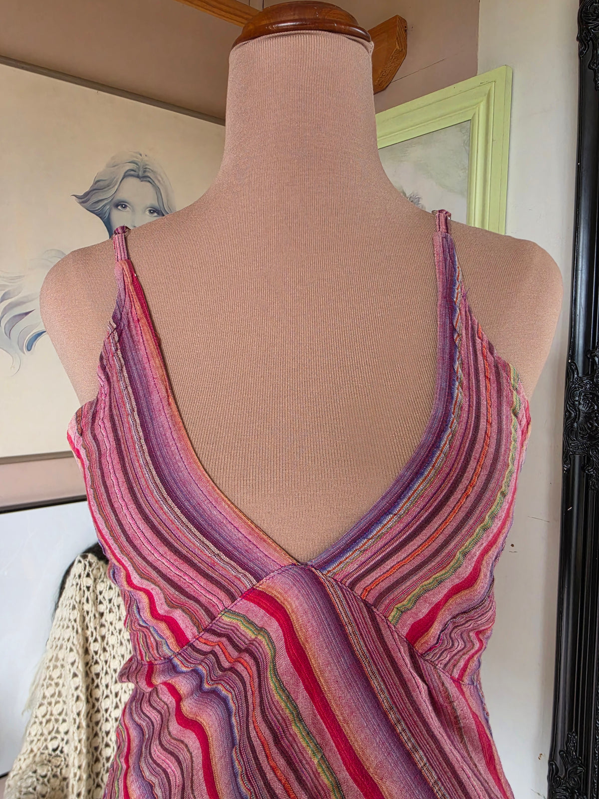 Vintage circa Y2K Creative Touch Dusky Rose Asymmetrical Stripe Singlet Top - size 6-8