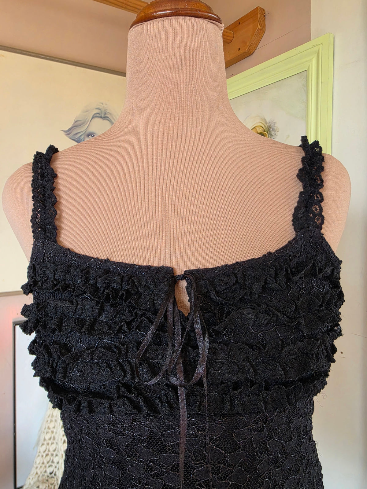 Vintage circa Y2K Pagani Whimsigothic Mesh Overlay Ruffled Crop - size 6-8