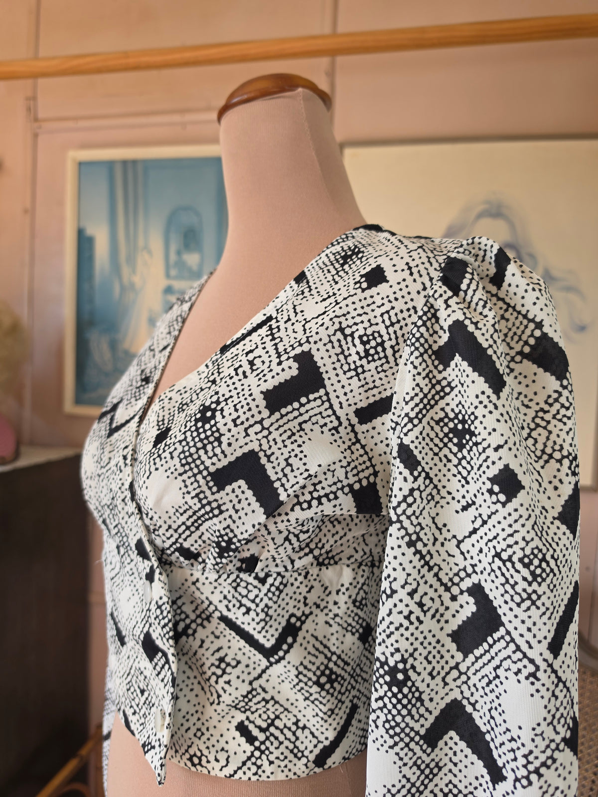 Vintage 1970s Gaiety Girl Black and White Retro Double Breasted Top - size 6-8