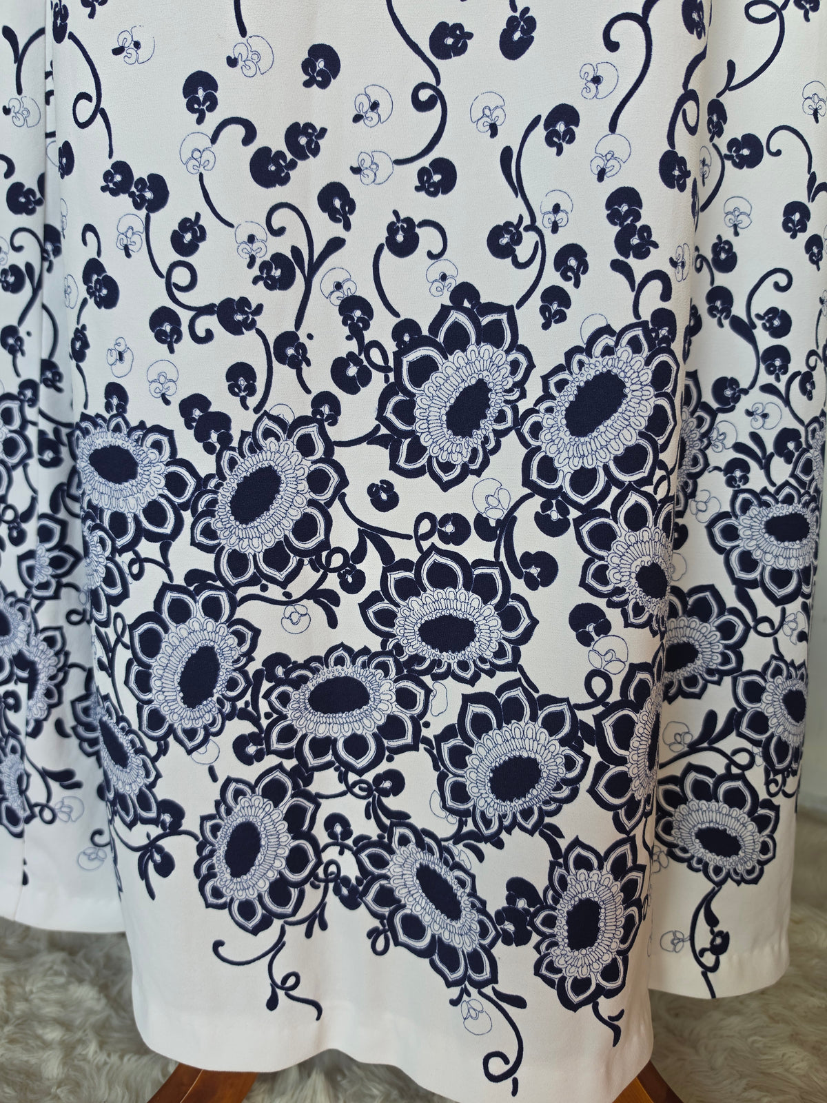 Vintage circa 1970s Fifi Sydney Bohemian Pansy & Sunflower A-Line Maxi Skirt - 6-8