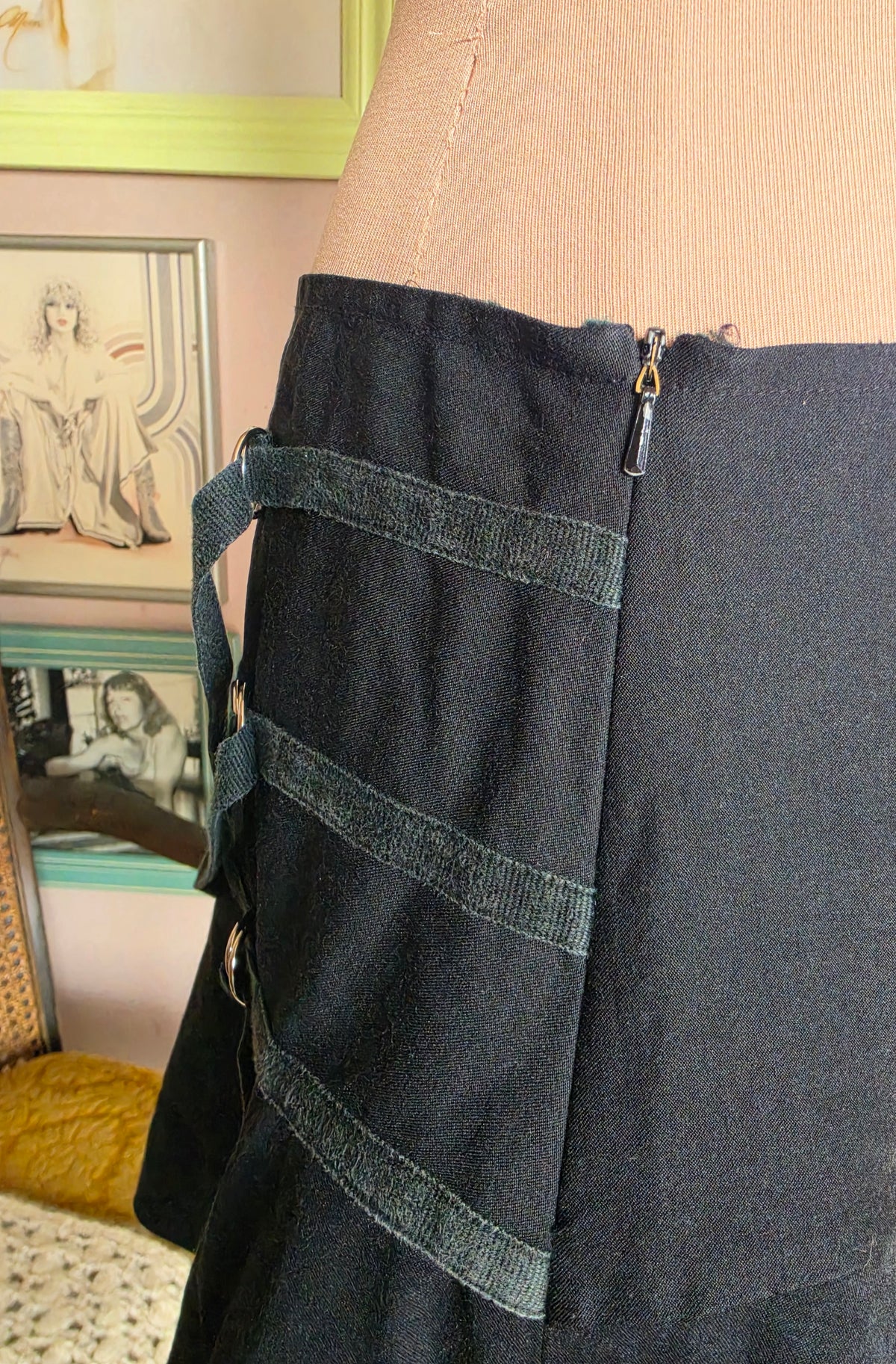 Vintage circa Y2K Curve Drop Waist Micro Mini with D-Ring Strapping - size 8-10
