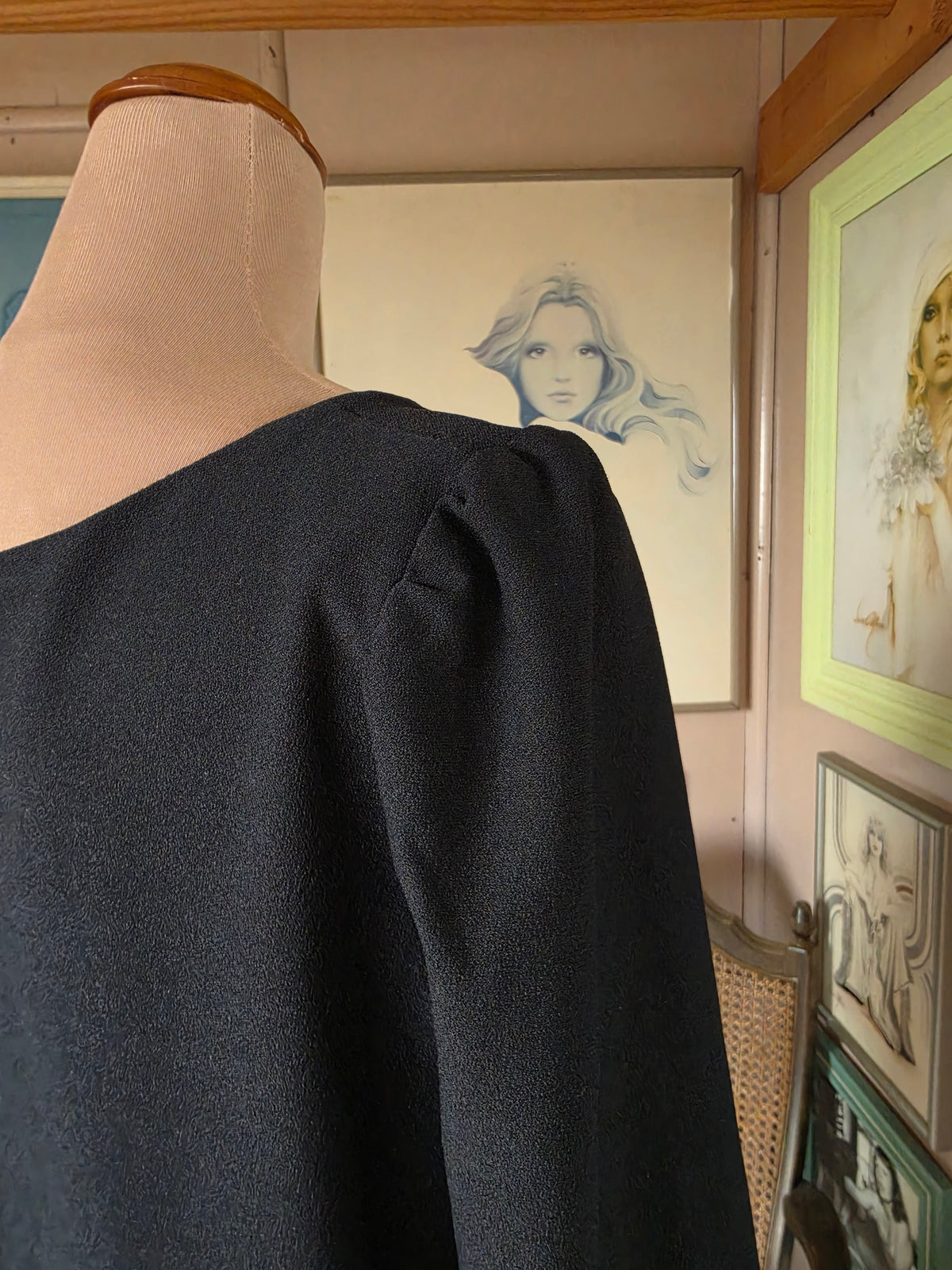 Vintage 1960s Ebony Babydoll Mod Mini Dress - size 8-10