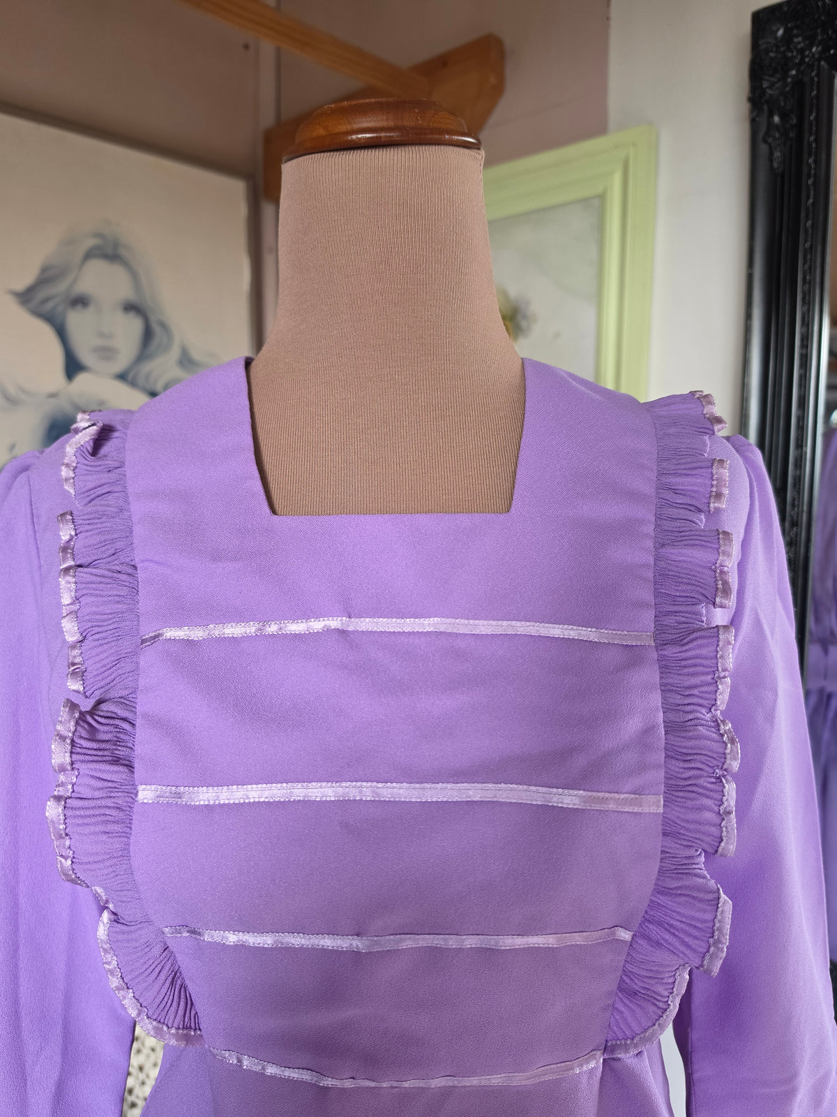 Vintage circa 1960s Dundeenz Lavender and Ribbon Frill Mini Dress - size 6-8
