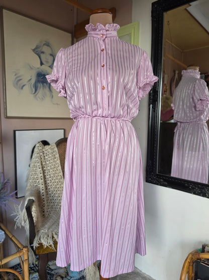 Vintage 1970s Doo-Dads Powder Pink Candy Stripe Dress - size 6-8