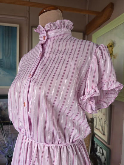 Vintage 1970s Doo-Dads Powder Pink Candy Stripe Dress - size 6-8