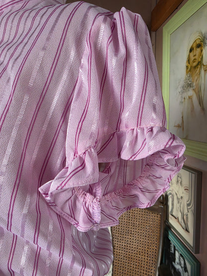 Vintage 1970s Doo-Dads Powder Pink Candy Stripe Dress - size 6-8