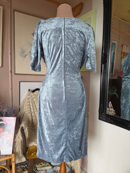 Vintage 1980s Seafoam Green Crushed Velvet Knee Length Wrap Dress - size 6-8