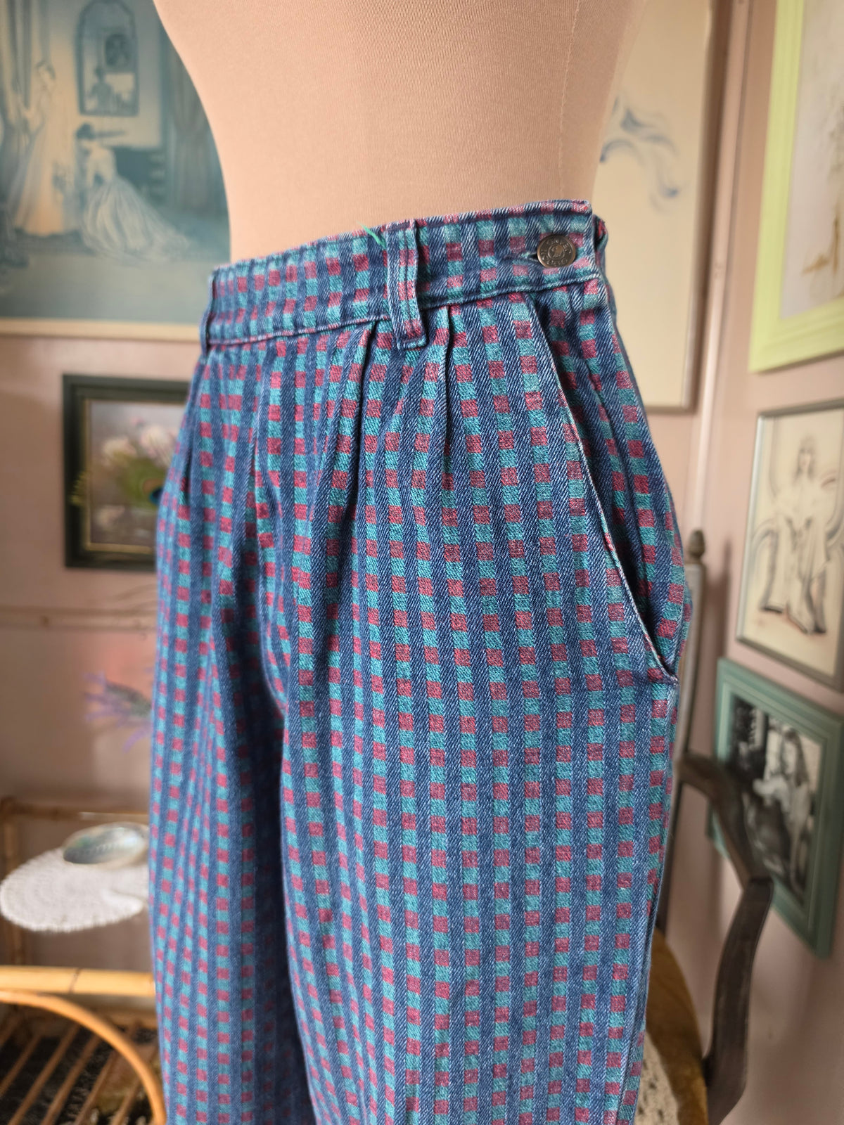 Vintage 1980s Sasson High Rise Checkered Print Cropped Mom Jeans - size 8-9