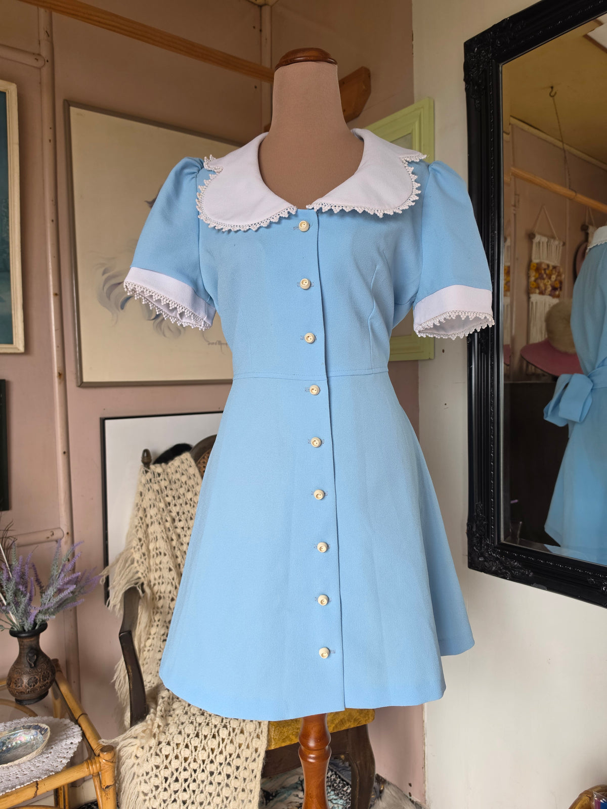 Vintage 1960s Top Gear Alice in Wonderland Powder Blue Babydoll Mini Dress - size 8