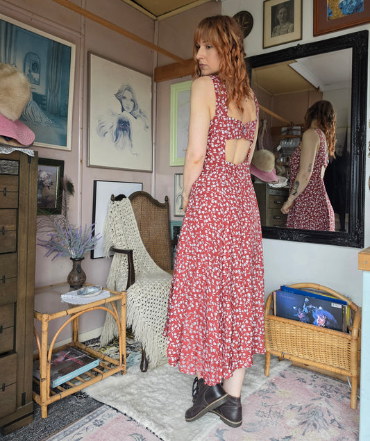 Vintage circa 1980s Zoom Terracotta Floral Day Dress with Cut Out Back - size 8-12