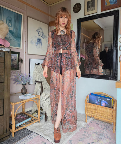 Vintage 1970s Pat Rogers Paisley Print Duster Dress with Trumpet Flare Sleeves - size 6-8