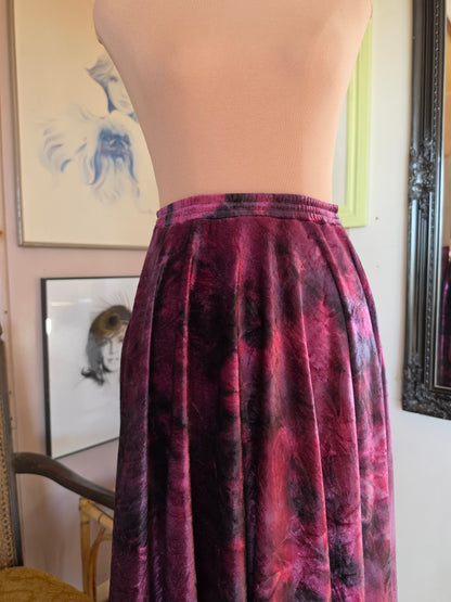 Vintage 1990s M-Designs 'Stevie Nicks' Inspired Gothic Witchy Velvet Skirt - size 8-10