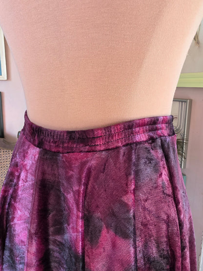 Vintage 1990s M-Designs 'Stevie Nicks' Inspired Gothic Witchy Velvet Skirt - size 8-10