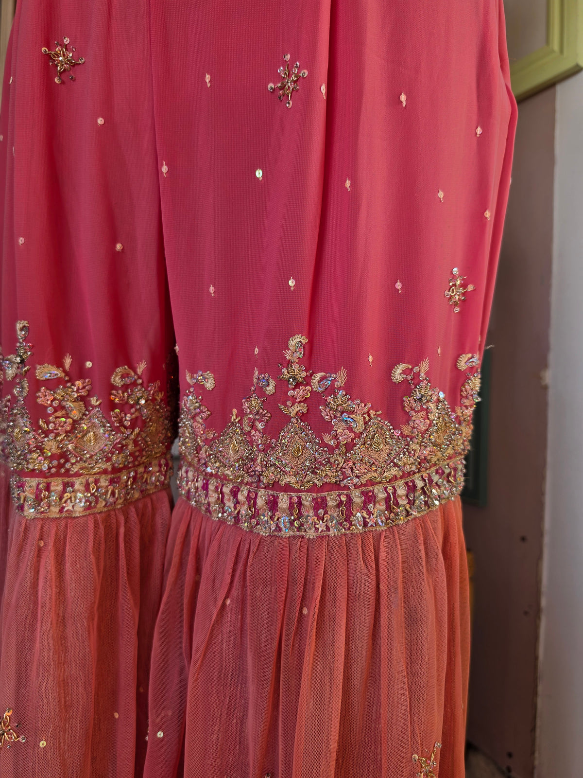 Vintage 1960s Jeannie's Dreamy Genie Beaded Pink Peach Trousers - size 6-8