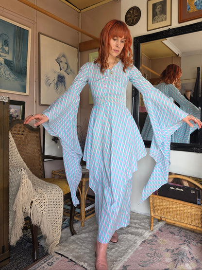 Vintage 1970s Pastel Geometric Dress with Medieval Bell Sleeves - size 6-8