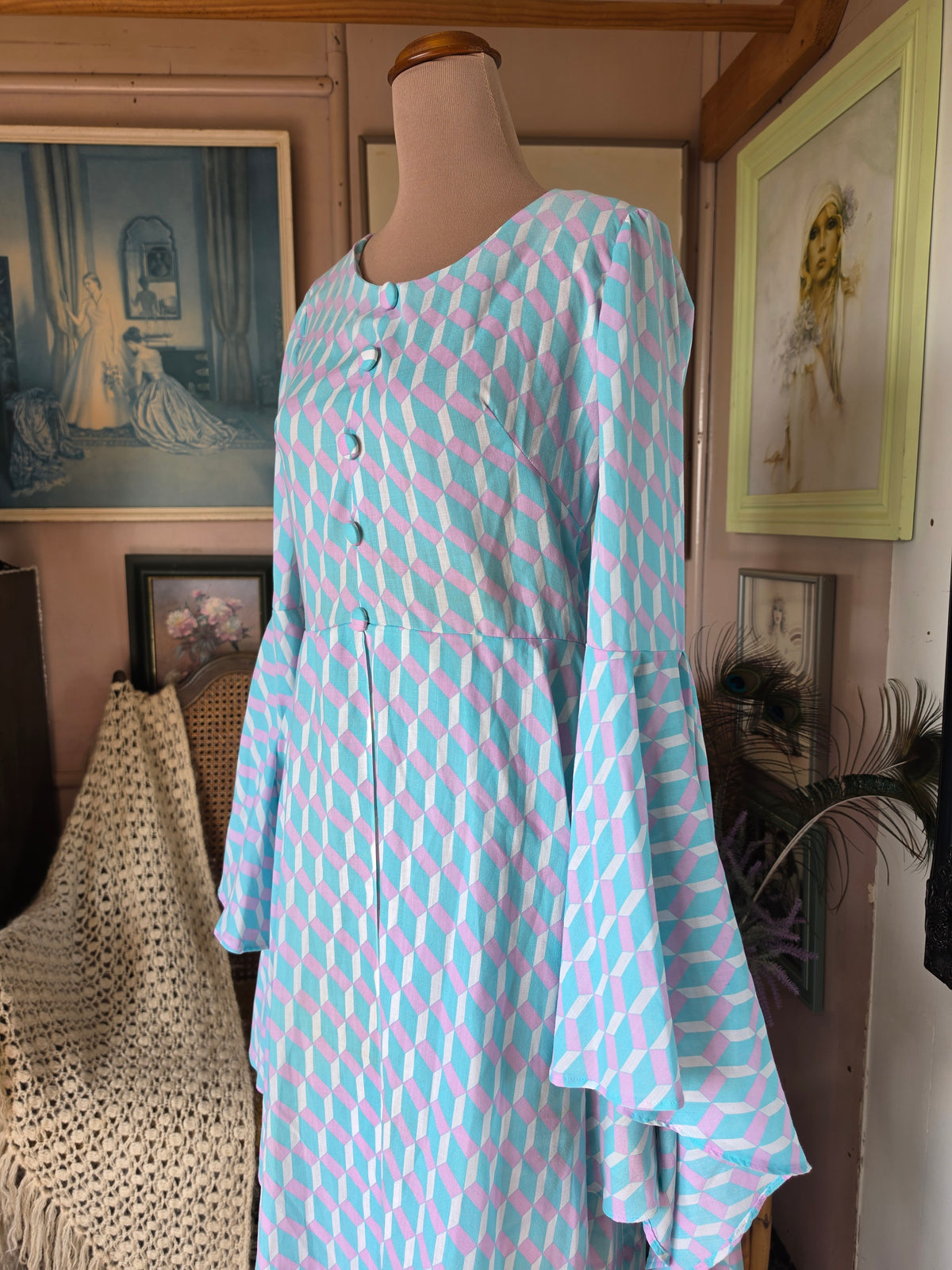 Vintage 1970s Pastel Geometric Dress with Medieval Bell Sleeves - size 6-8